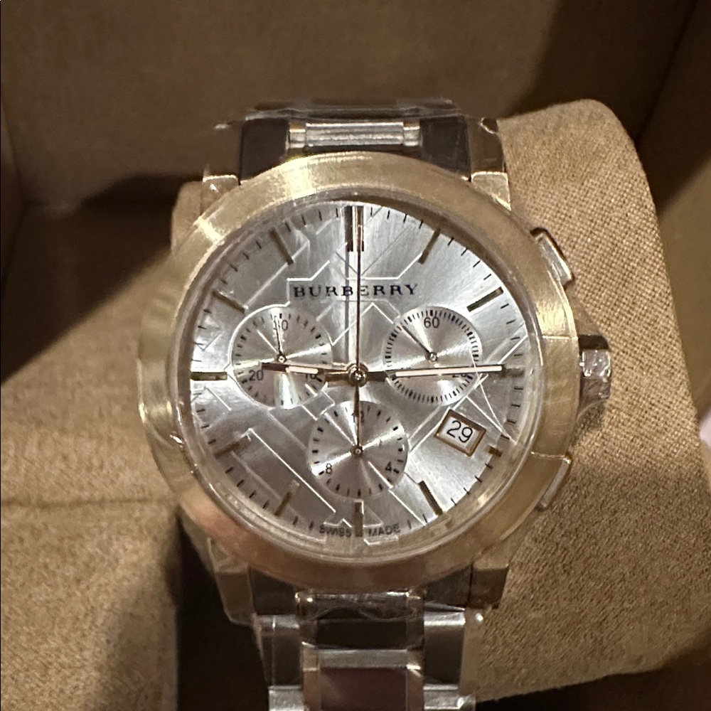 BURBERRY - Two Tone Chronograph Bracelet Watch NWT - Picture 9 of 10